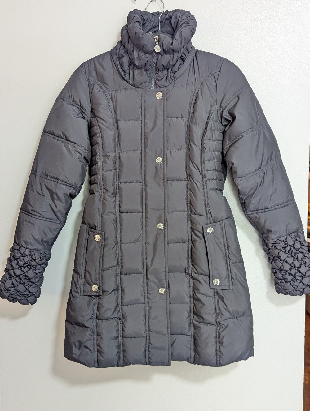 Betsey Johnson Size XS Black Quilted Ruffle Trim Puffer Coat